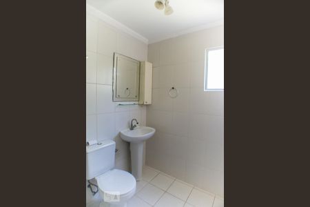 Apartamento à venda com 73m², 2 quartos e sem vaga Apartamento à venda com 73m², 2 quartos e sem vagaBanheiro