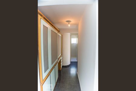 Apartamento à venda com 73m², 2 quartos e sem vaga Apartamento à venda com 73m², 2 quartos e sem vagaCorredor