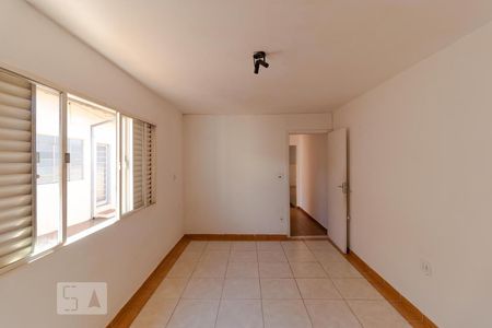 Quarto de casa para alugar com 1 quarto, 50m² em Jardim Chapadão, Campinas