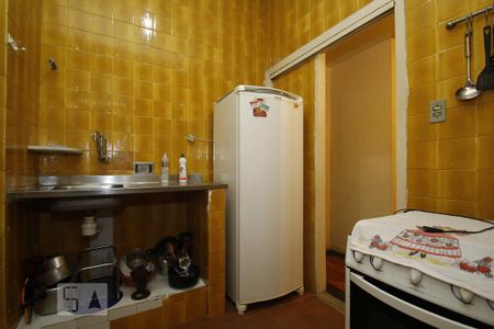 Apartamento para alugar com 76m², 2 quartos e sem vagaCozinha