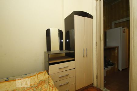 Apartamento para alugar com 76m², 2 quartos e sem vagaQuarto de Serviço