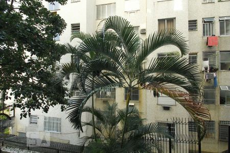 Apartamento para alugar com 76m², 2 quartos e sem vagaVista da Varanda