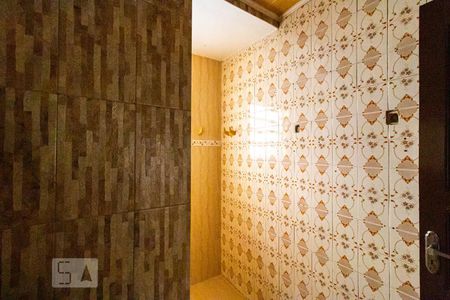 Casa à venda com 210m², 4 quartos e 2 vagasBanheiro 3