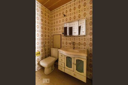 Casa à venda com 210m², 4 quartos e 2 vagasBanheiro 3