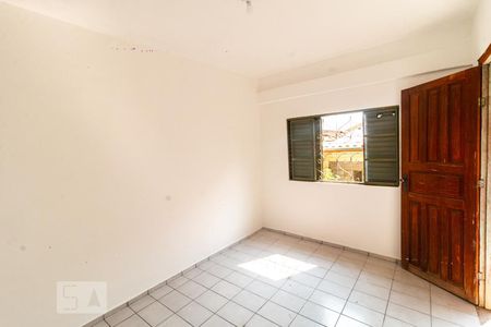 Casa à venda com 210m², 4 quartos e 2 vagasSuíte 2