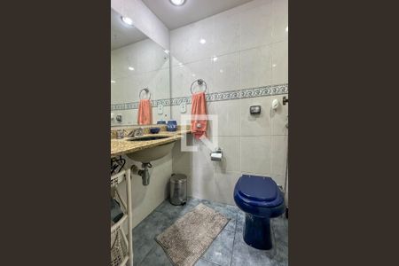 Apartamento à venda com 202m², 4 quartos e sem vagaBanheiro Social
