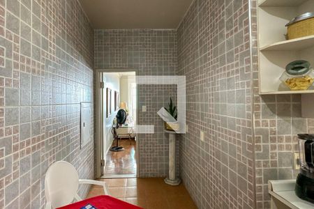 Apartamento à venda com 202m², 4 quartos e sem vagaCozinha