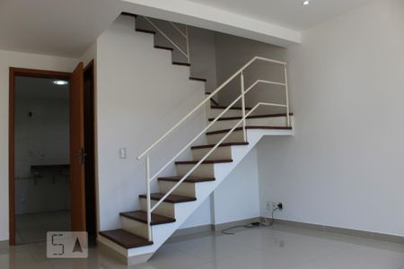 Sala de casa de condomínio à venda com 3 quartos, 120m² em Tanque, Rio de Janeiro