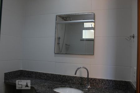 Casa de condomínio à venda com 120m², 3 quartos e 1 vagaBanheiro da Suíte
