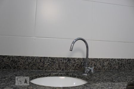 Casa de condomínio à venda com 120m², 3 quartos e 1 vagabanheiro