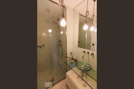 Apartamento à venda com 70m², 2 quartos e 1 vagaBanheiro