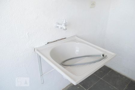 Casa para alugar com 40m², 1 quarto e sem vagaÁREA DE SERVIÇO