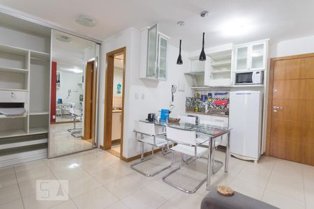 Apartamento para alugar com 35m², 1 quarto e 1 vaga Apartamento para alugar com 35m², 1 quarto e 1 vagaSala