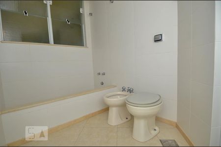 Apartamento à venda com 135m², 3 quartos e 1 vagaBanheiro 1
