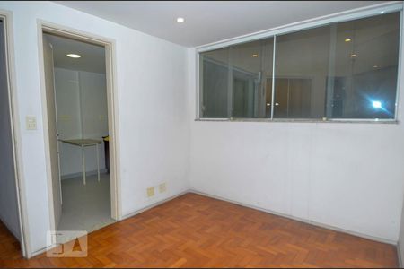 Apartamento à venda com 135m², 3 quartos e 1 vagaSaleta