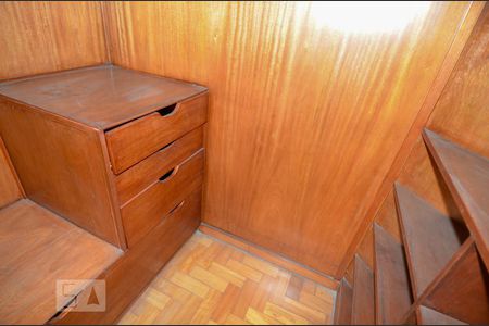 Apartamento à venda com 135m², 3 quartos e 1 vagaCloset