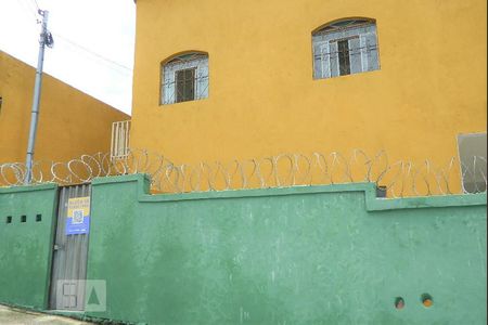 Casa de condomínio para alugar com 90m², 1 quarto e sem vagaFachada