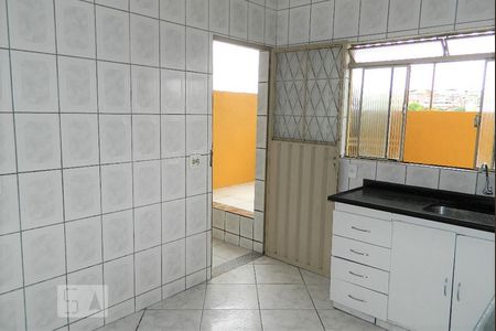 Casa de condomínio para alugar com 60m², 3 quartos e sem vagaCozinha