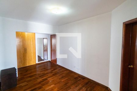 Suite de apartamento para alugar com 3 quartos, 116m² em Chácara Inglesa, São Paulo