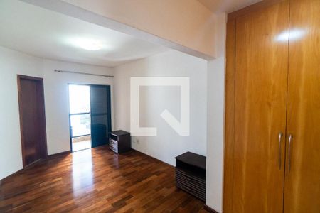 Suite de apartamento à venda com 3 quartos, 116m² em Chácara Inglesa, São Paulo