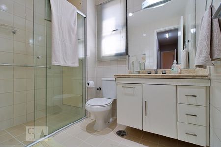 Apartamento para alugar com 240m², 4 quartos e 4 vagasBanheiro