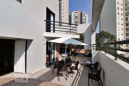 Apartamento para alugar com 240m², 4 quartos e 4 vagasTerraço