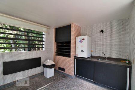 Apartamento para alugar com 240m², 4 quartos e 4 vagasÁrea comum - Churrasqueira
