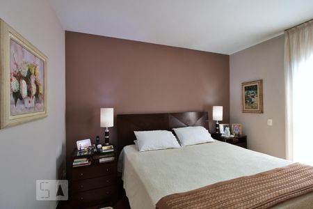 Apartamento para alugar com 240m², 4 quartos e 4 vagasSuíte 1