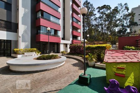 Apartamento para alugar com 240m², 4 quartos e 4 vagasÁrea comum