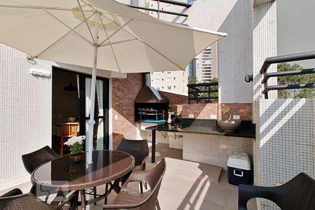 Apartamento para alugar com 240m², 4 quartos e 4 vagasChurrasqueira