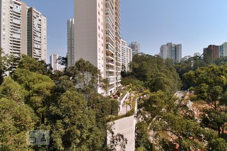 Apartamento para alugar com 240m², 4 quartos e 4 vagasVista da Sacada da Suíte 1