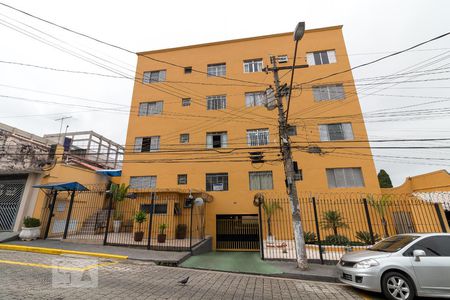 Apartamento para alugar com 58m², 2 quartos e 1 vagaFachada do condomínio