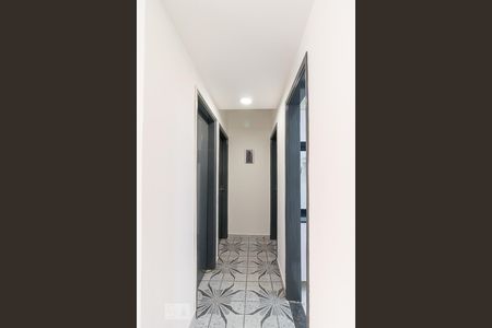 Corredor de apartamento para alugar com 2 quartos, 58m² em Vila Paulista, Guarulhos