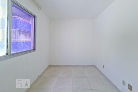 Apartamento para alugar com 74m², 2 quartos e 1 vagaQuarto