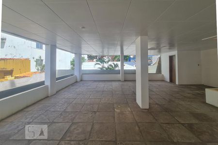 Apartamento para alugar com 74m², 2 quartos e 1 vagaÁrea comum - Salão de festas
