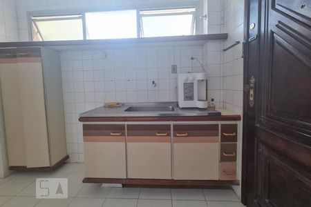 Apartamento para alugar com 74m², 2 quartos e 1 vagaCozinha