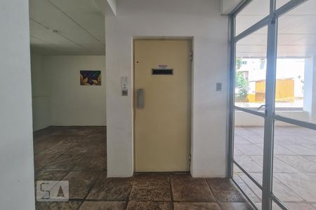 Apartamento para alugar com 74m², 2 quartos e 1 vagaHall de Entrada