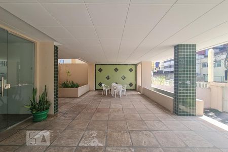 Apartamento para alugar com 74m², 2 quartos e 1 vagaÁrea Comum - Playground