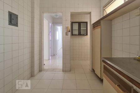 Apartamento para alugar com 74m², 2 quartos e 1 vagaCozinha