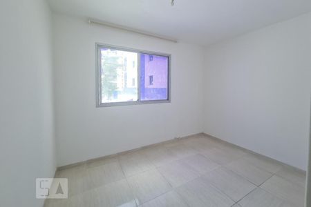 Apartamento para alugar com 74m², 2 quartos e 1 vagaQuarto