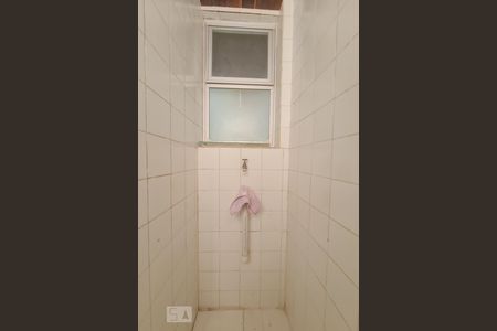 Apartamento para alugar com 74m², 2 quartos e 1 vagaÁrea de Serviço