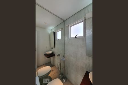 Apartamento à venda com 164m², 3 quartos e 4 vagasBanheiro (cobertura)