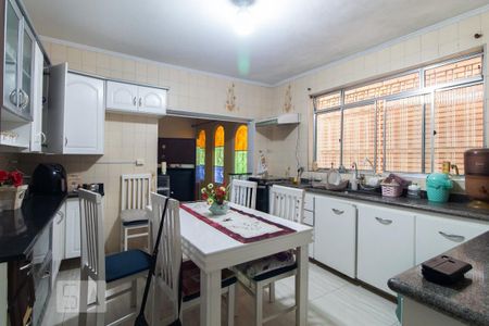 Casa à venda com 125m², 2 quartos e 2 vagasCozinha