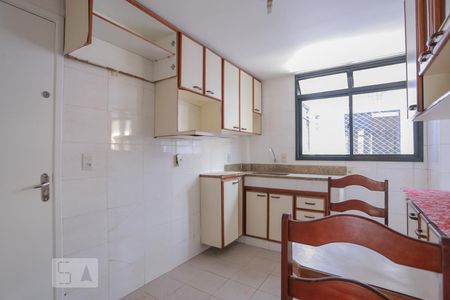 Apartamento para alugar com 110m², 3 quartos e 1 vagaCozinha