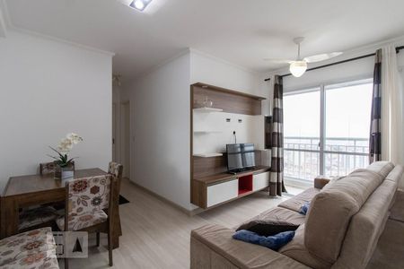 Sala de apartamento para alugar com 2 quartos, 55m² em Vila Paiva, São Paulo