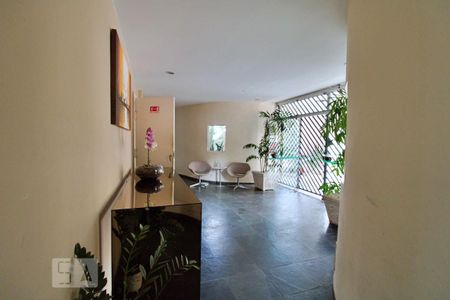 Apartamento à venda com 55m², 2 quartos e 1 vagaHall social