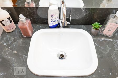 Lavabo de casa à venda com 2 quartos, 180m² em Vila Medeiros, São Paulo