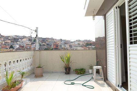 Casa à venda com 180m², 2 quartos e 2 vagasVaranda suíte 1