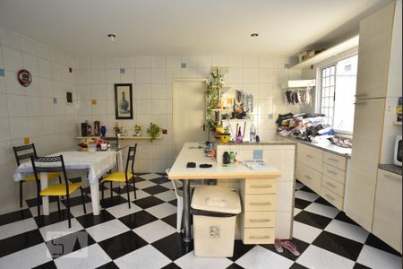 Apartamento à venda com 390m², 3 quartos e 4 vagasCozinha