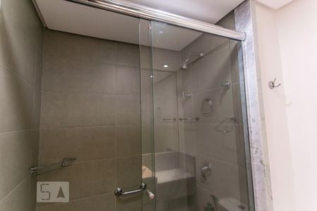 Apartamento à venda com 189m², 3 quartos e 3 vagas Apartamento à venda com 189m², 3 quartos e 3 vagasBanheiro Suíte 3